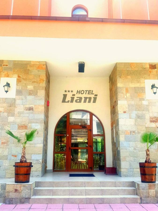 Hotel Liani サニービーチ エクステリア 写真