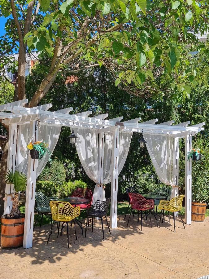 Hotel Liani サニービーチ エクステリア 写真