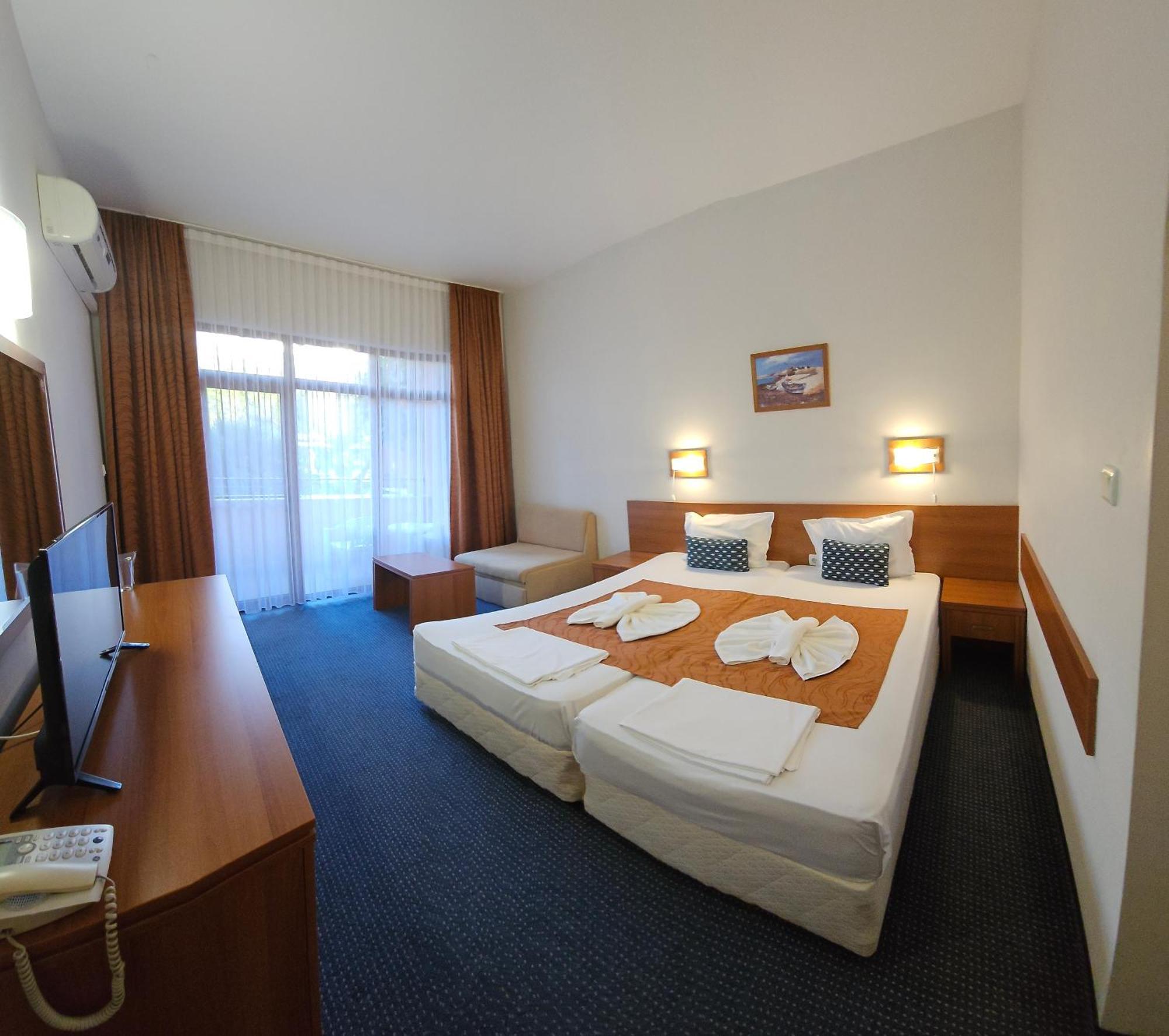 Hotel Liani サニービーチ エクステリア 写真